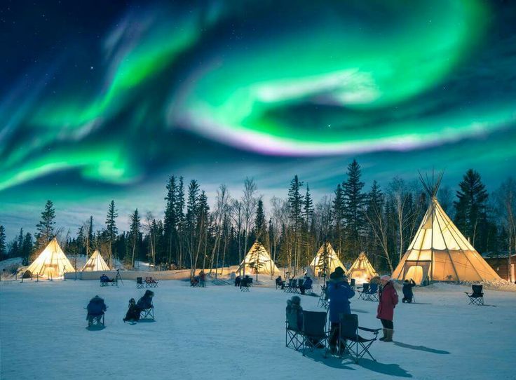 CANADIAN ROCKIES WITH YELLOWKNIFE AURORA TOUR (9N/10D)