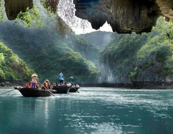 VIETNAM SHORT TOUR WITH INDIAN MEALS (5N/6D)